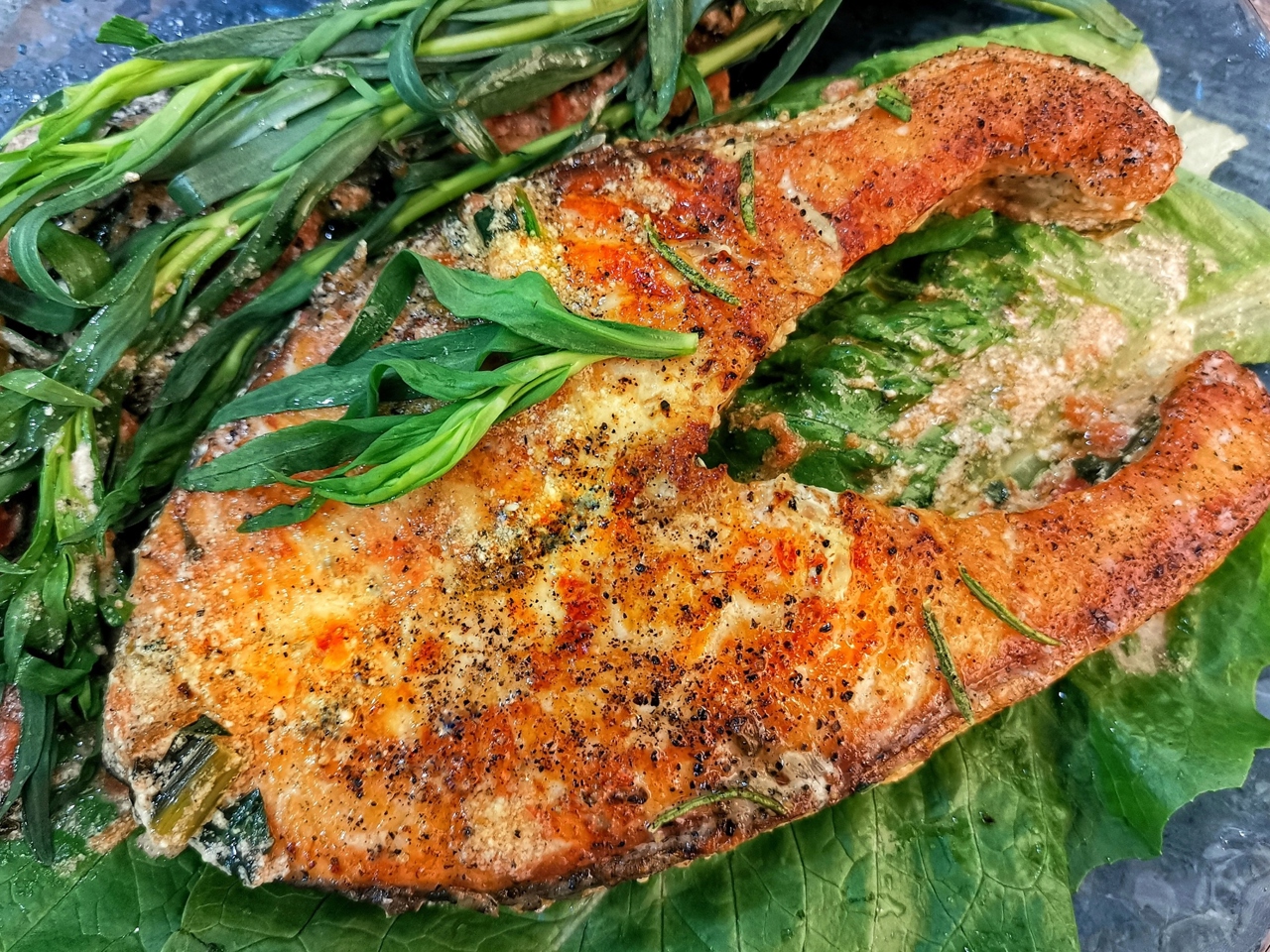 Creamy Salmon Steak with Spinach