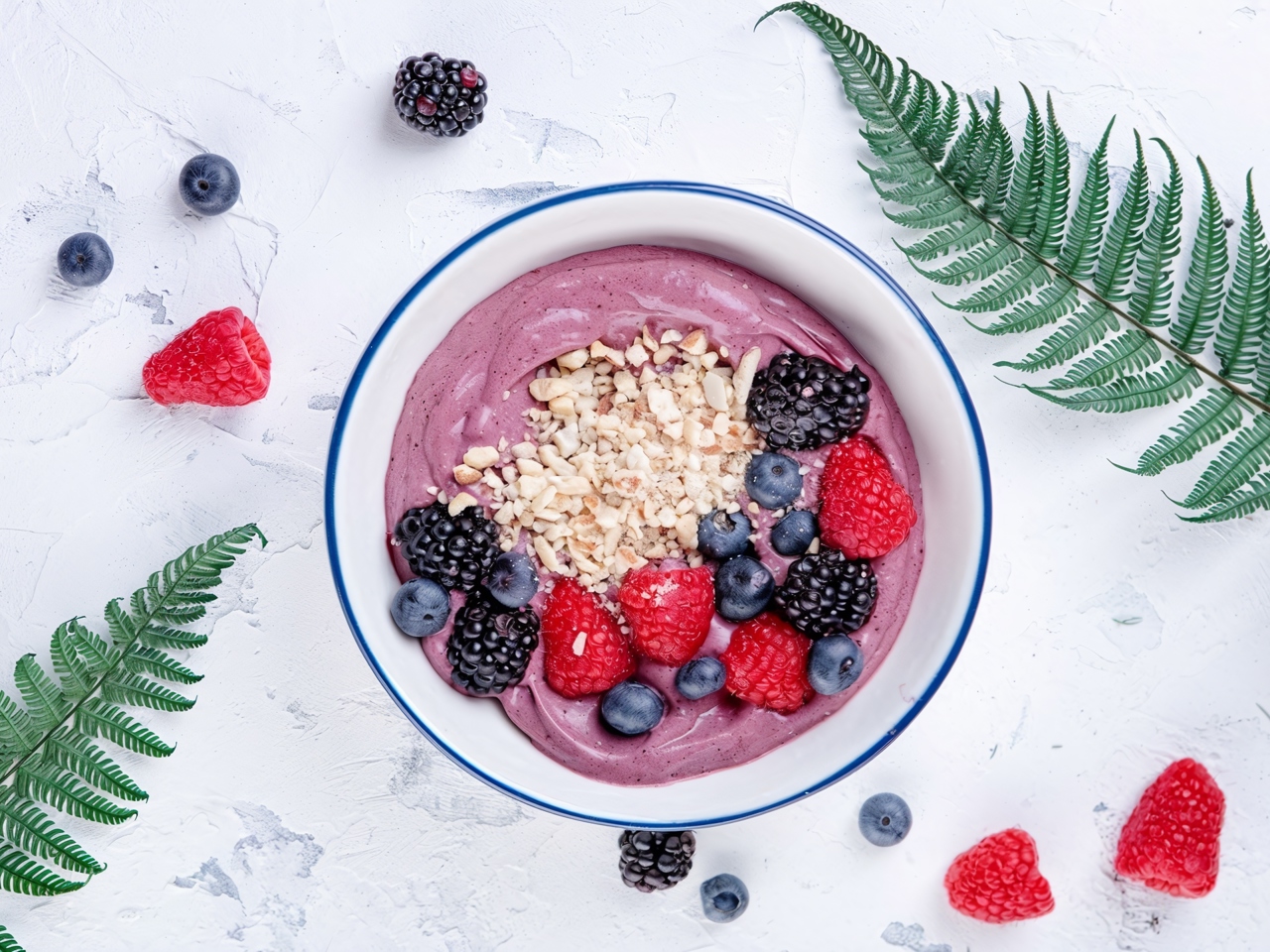 Berry Smoothie Bowl – Author's recipe