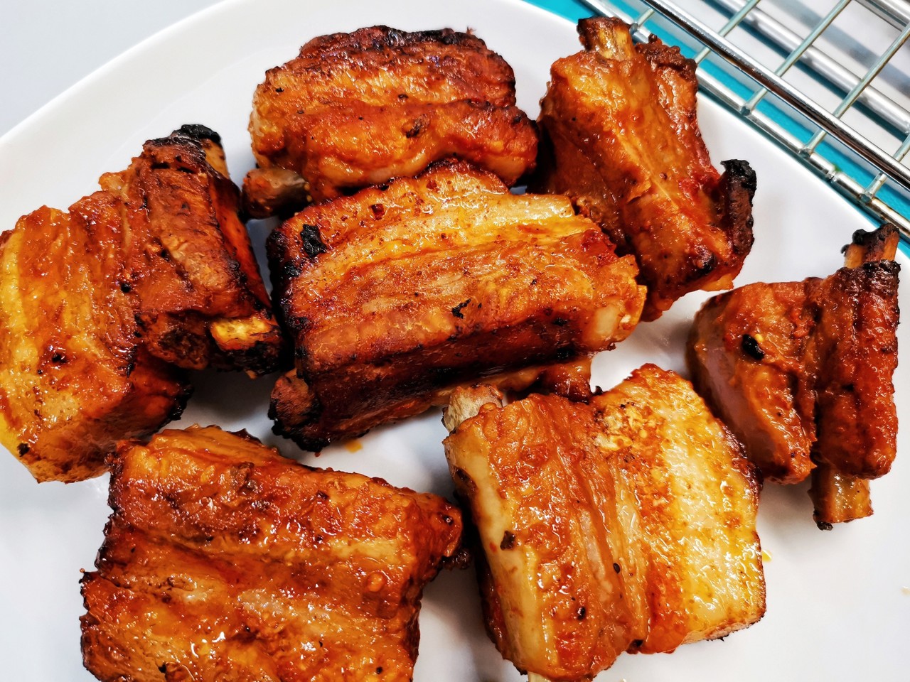 Juicy Baked Pork Ribs in a Sleeve