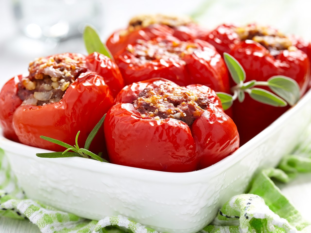 Peppers Stuffed with Spicy Lamb