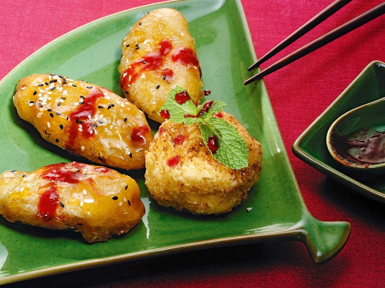 Bananas in Caramel with Fried Ice Cream – Pan-Asian recipe