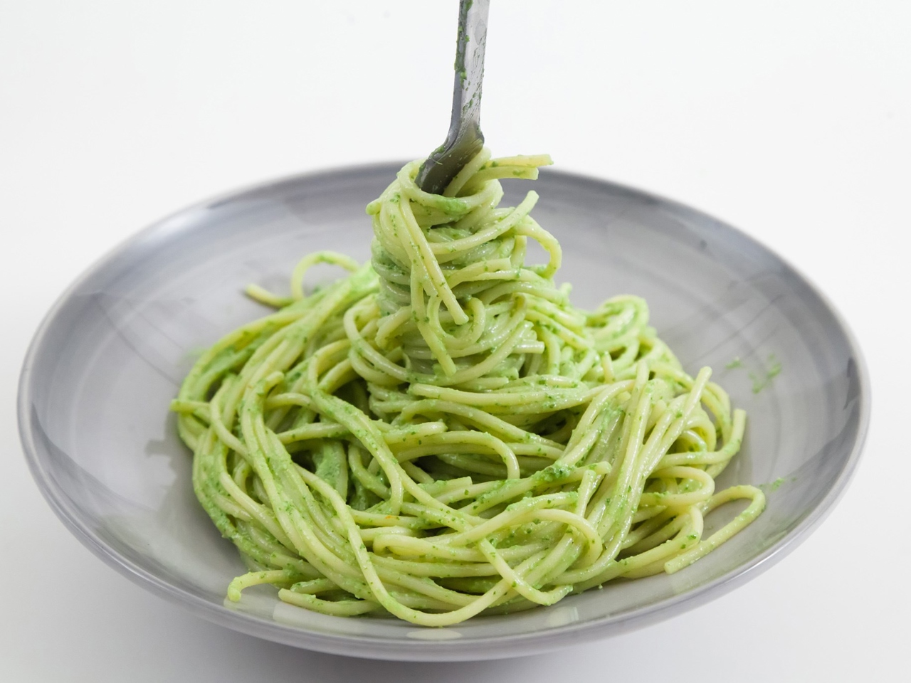 Spaghetti with Lemon Pesto