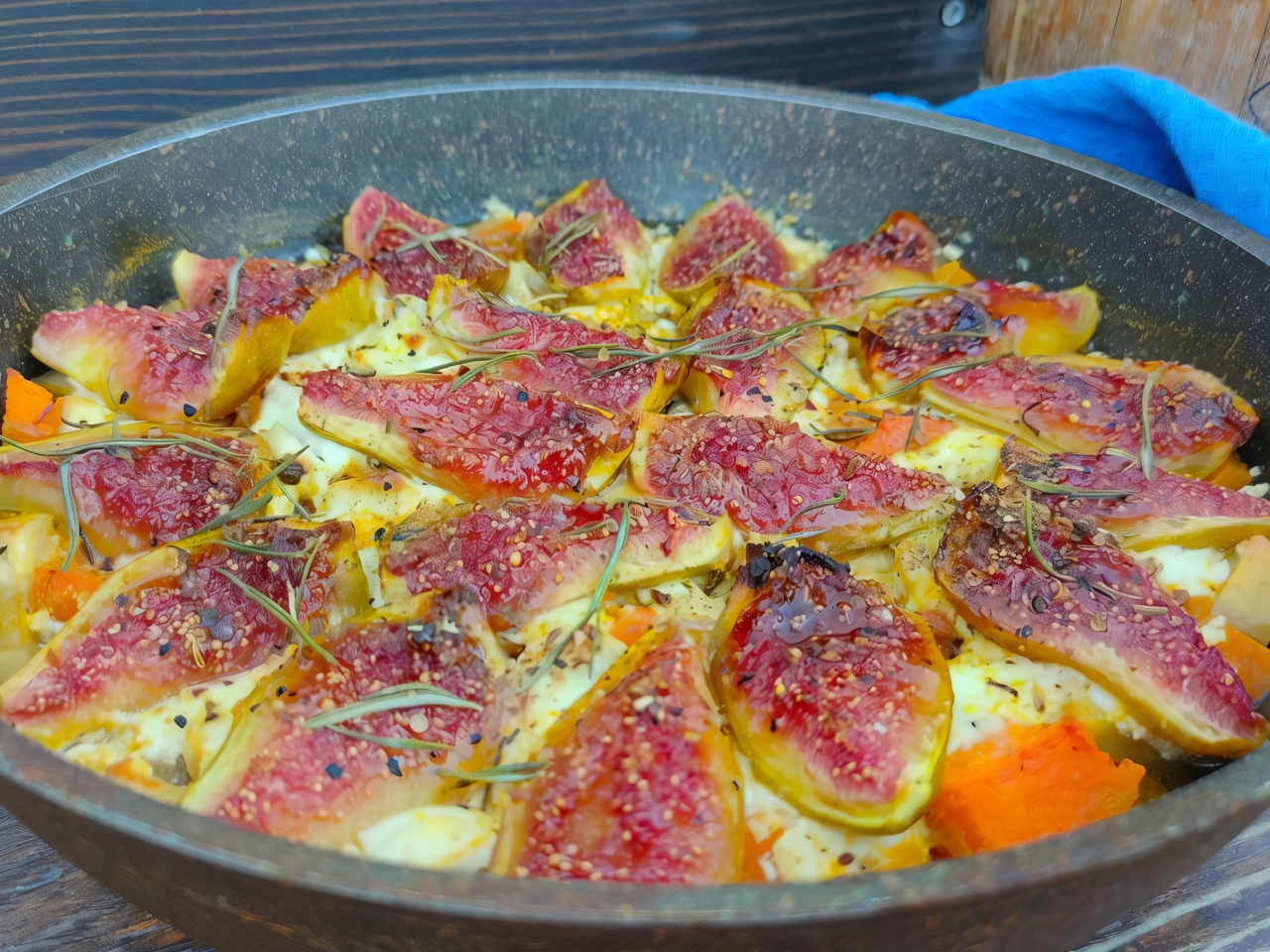 Baked Pumpkin with Fig and Apple