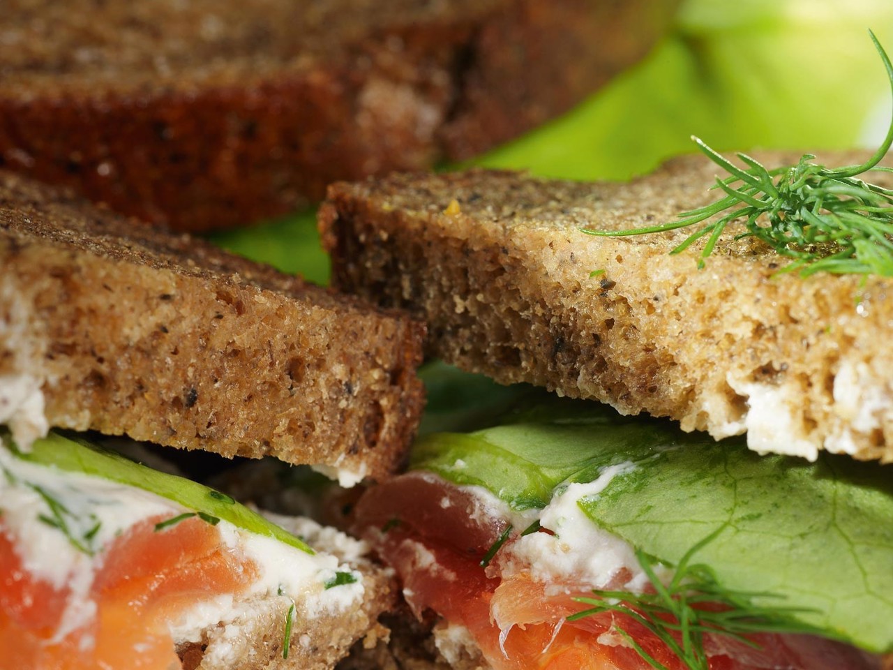 Salmon and Cream Cheese Sandwiches