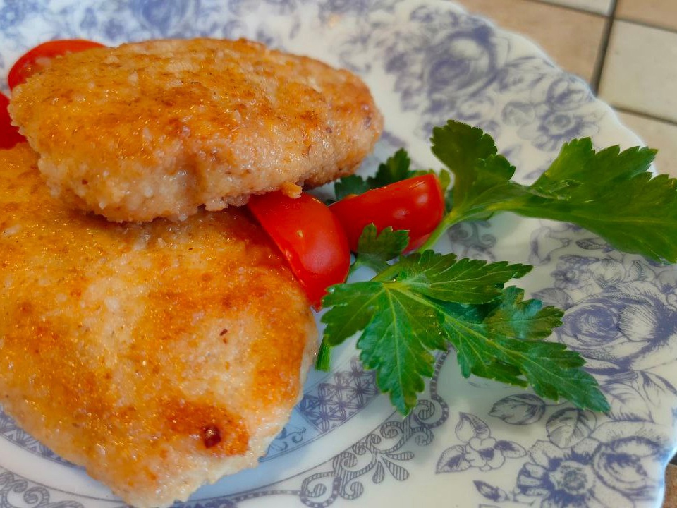 Homestyle Pork and Beef Cutlets
