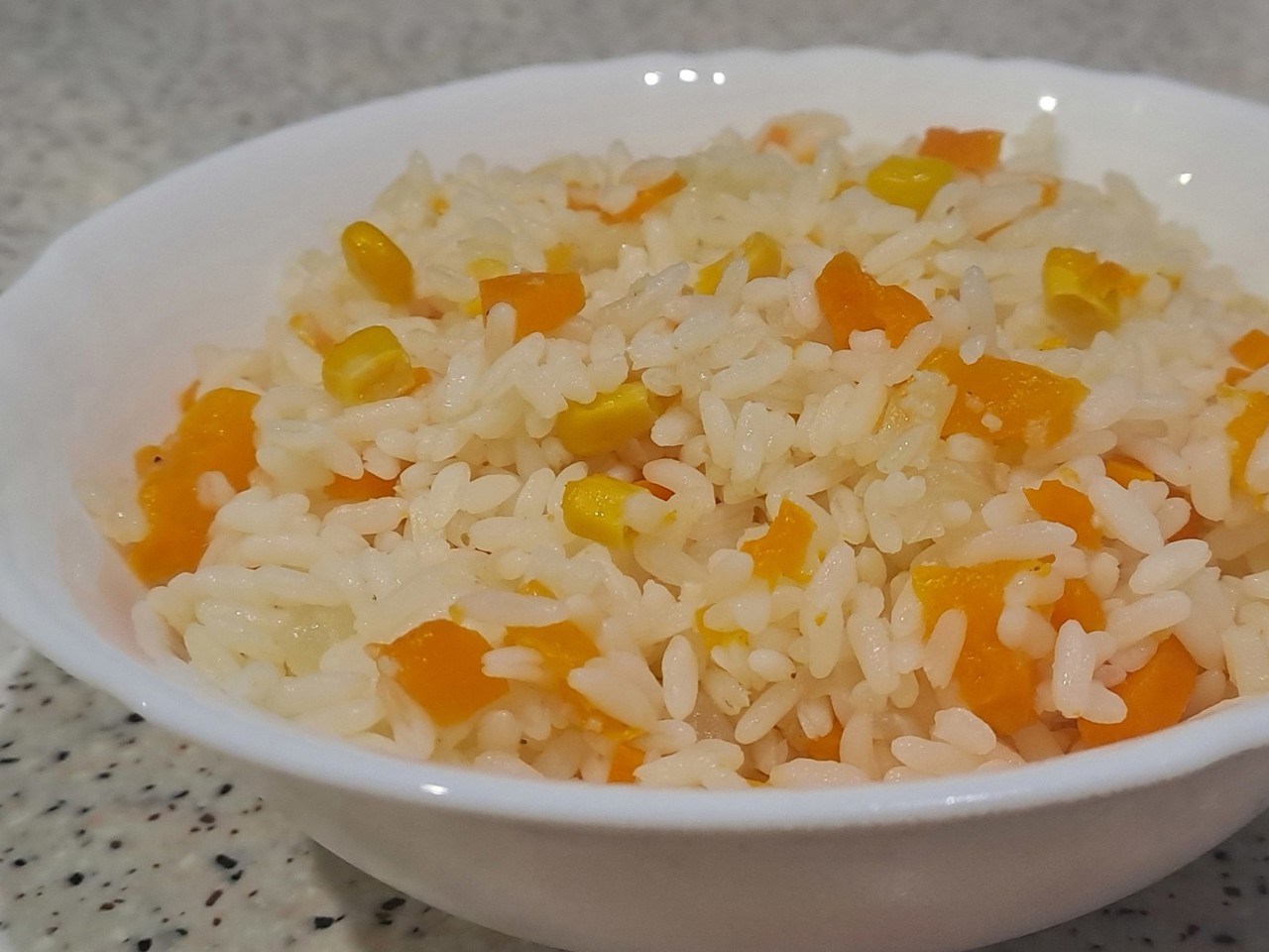 Boiled Rice with Corn, Carrots, Pumpkin, and Butter