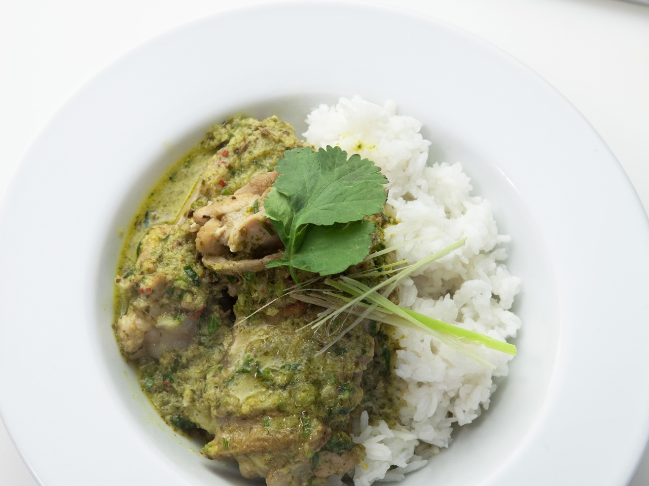 Green Curry with Chicken and Rice