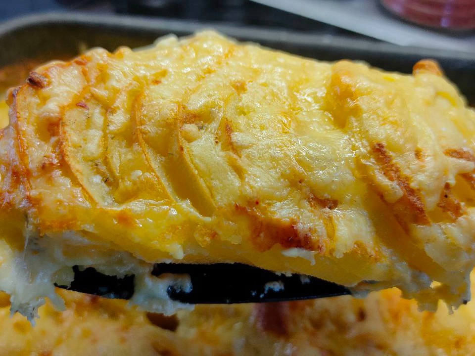 Baked Potatoes with Cheese