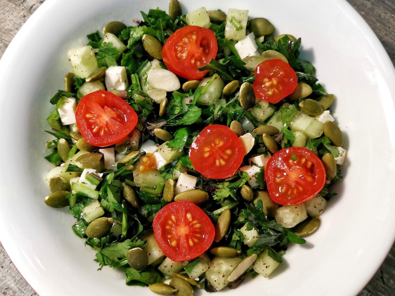 Salad with Bryndza