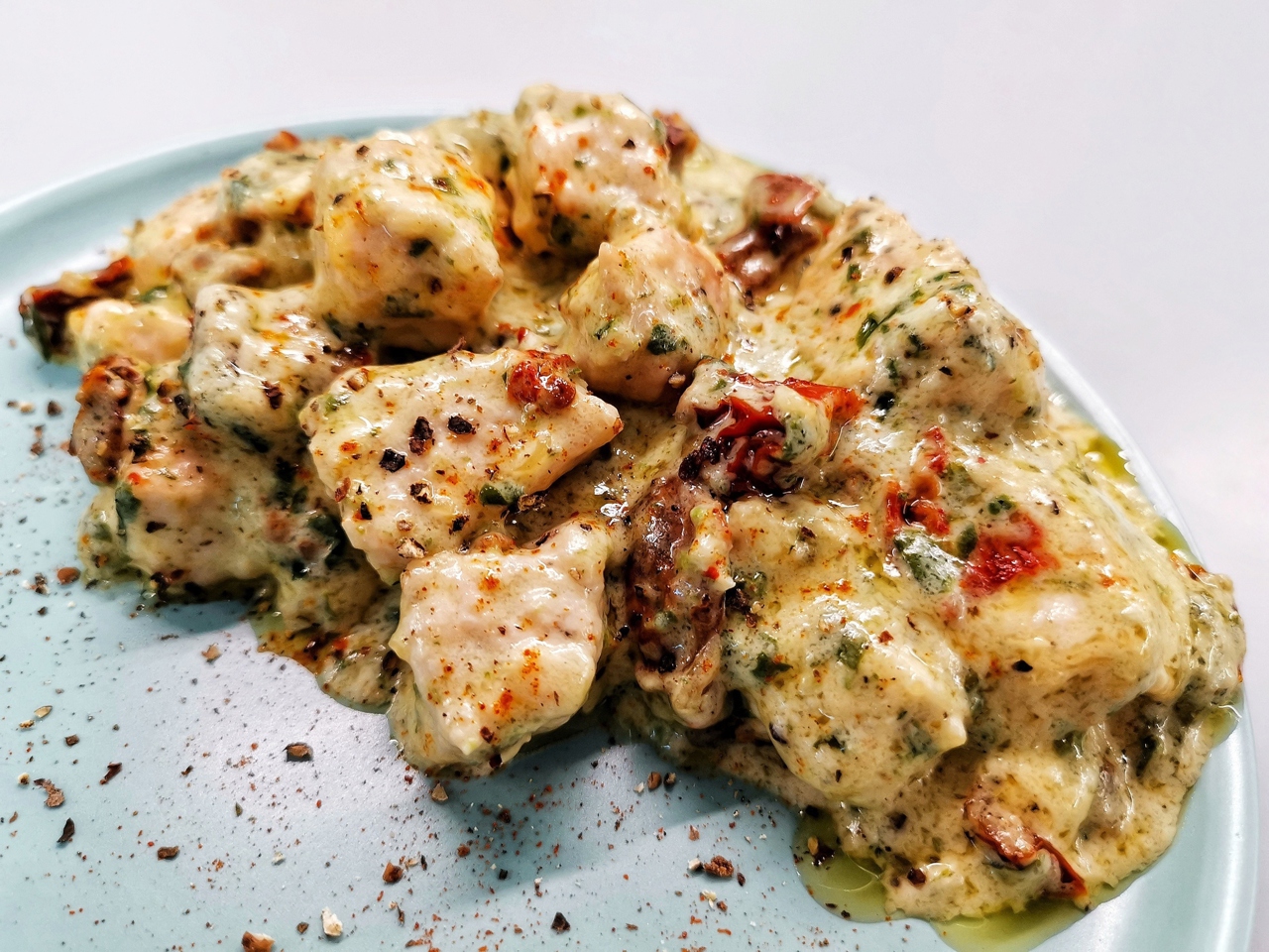Turkey Sautéed in Cream with Cheese and Spinach