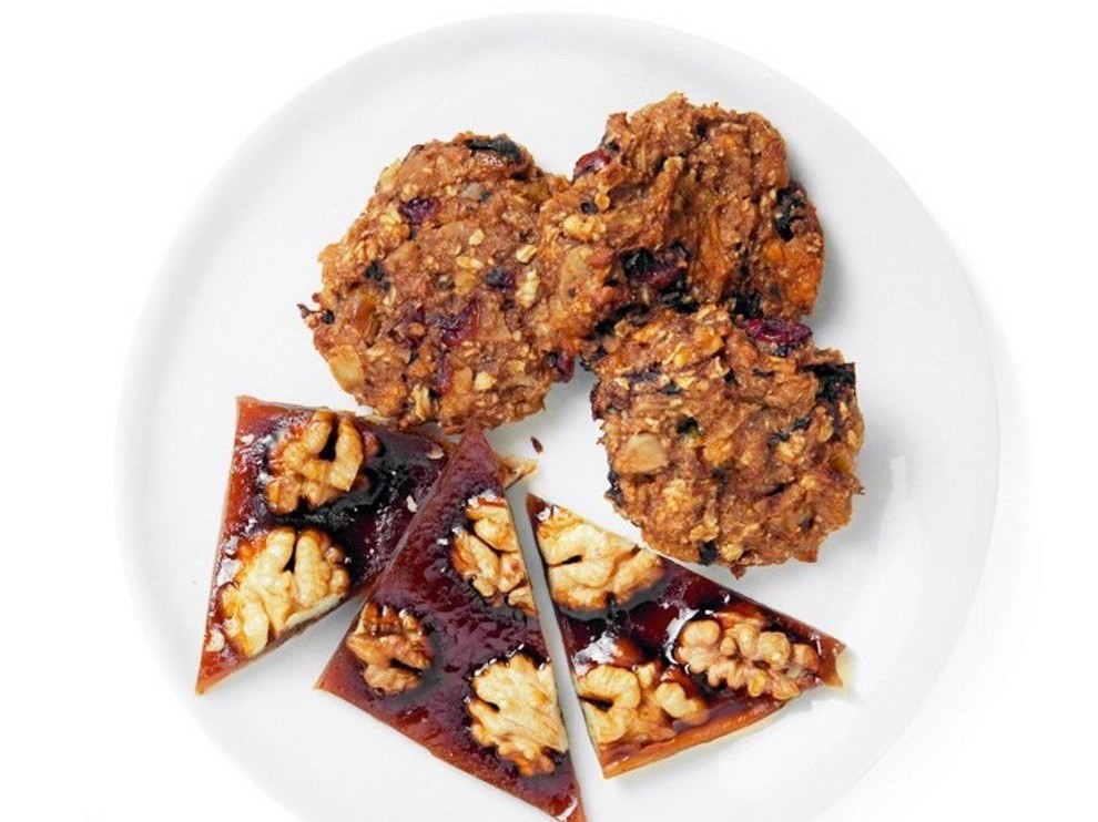 Apple Cookies with Seeds and Nuts – European recipe