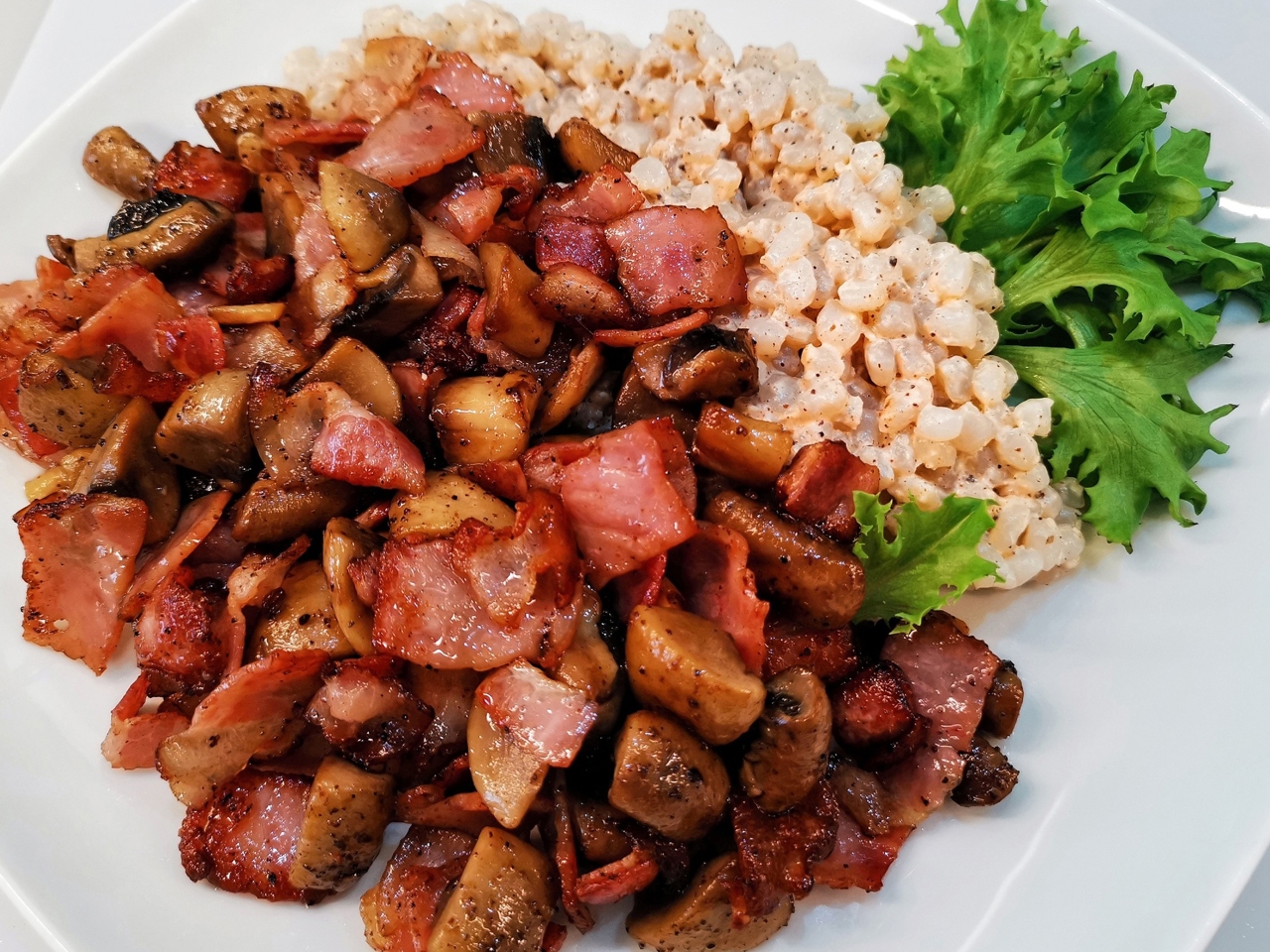 Shirataki Rice with Mushrooms and Bacon