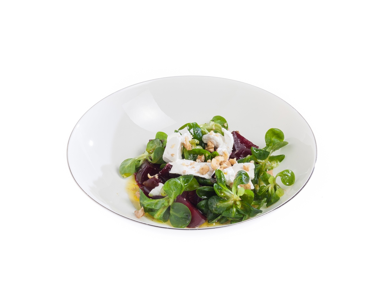 Beet Salad with Goat Cheese and Honey Dressing