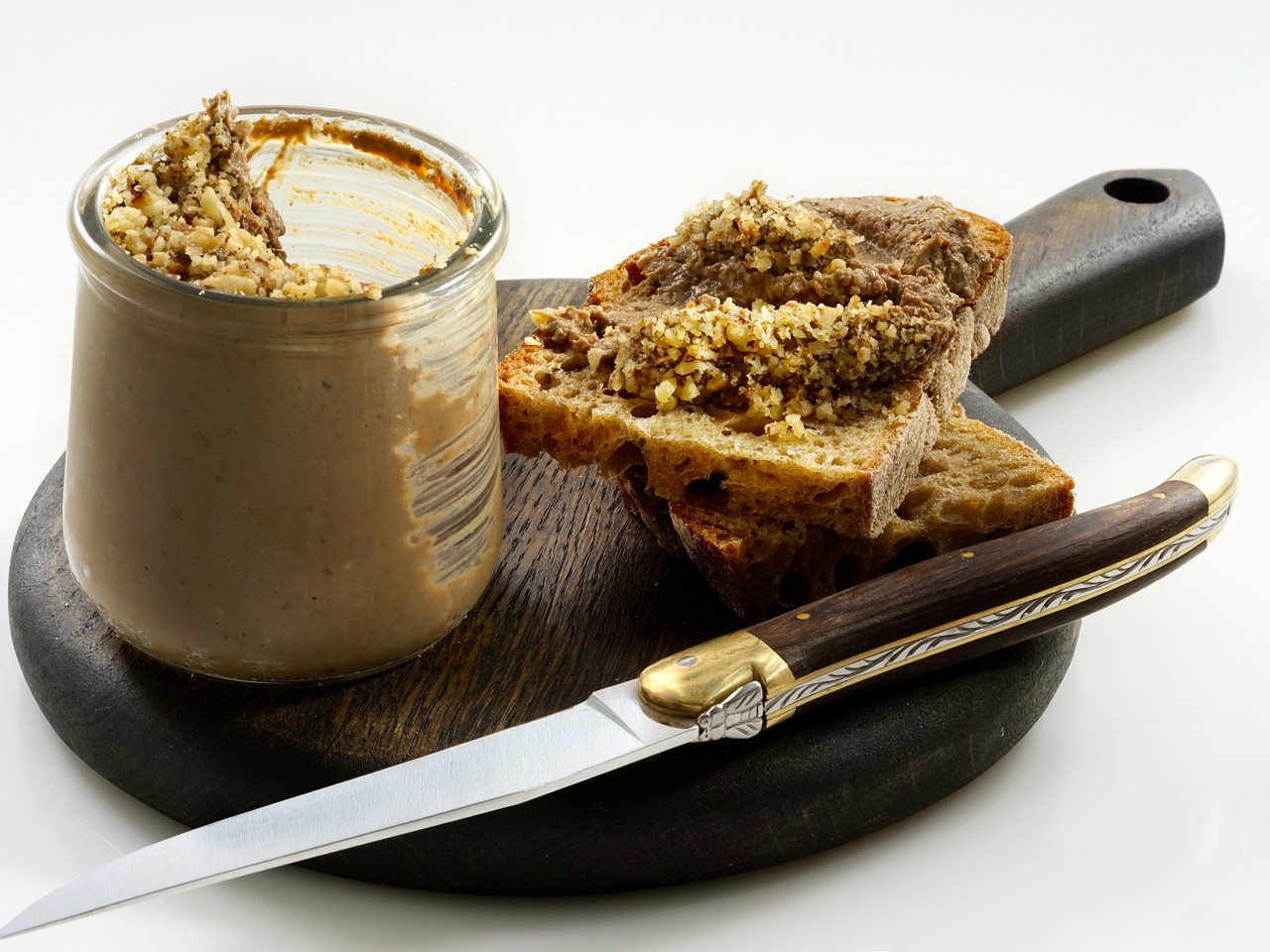 Chicken Liver Pâté with Carrots and Nuts