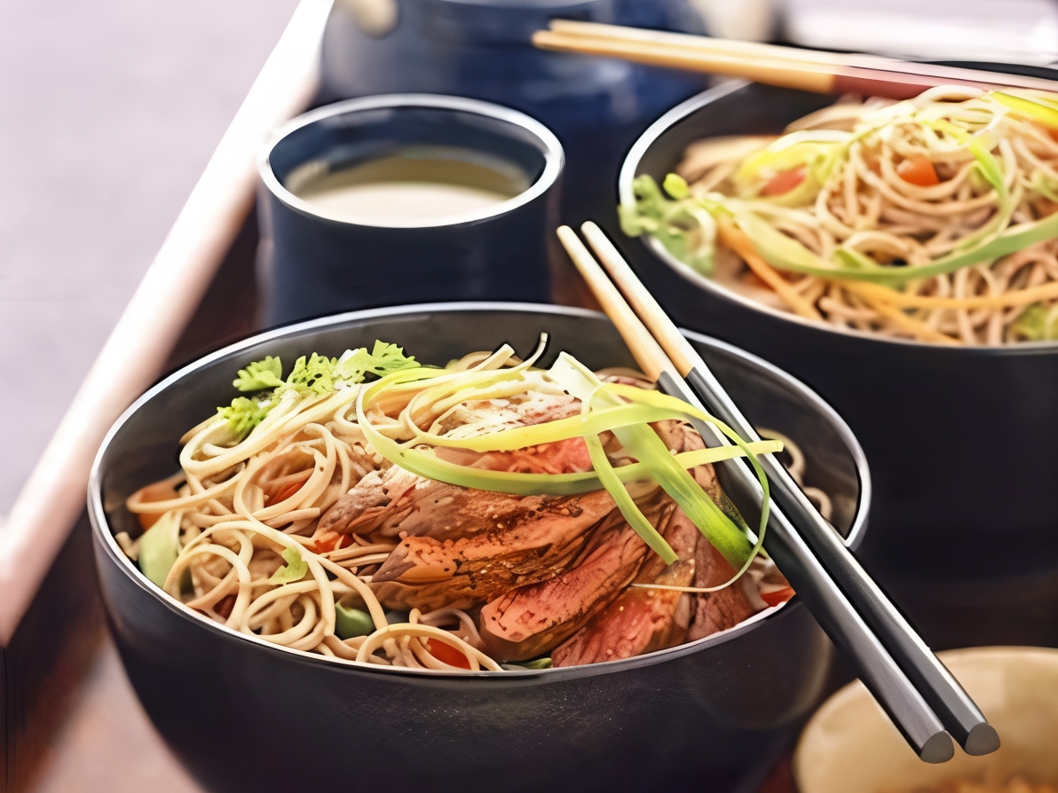 Pork Tenderloin with Vegetables and Ramen Noodles