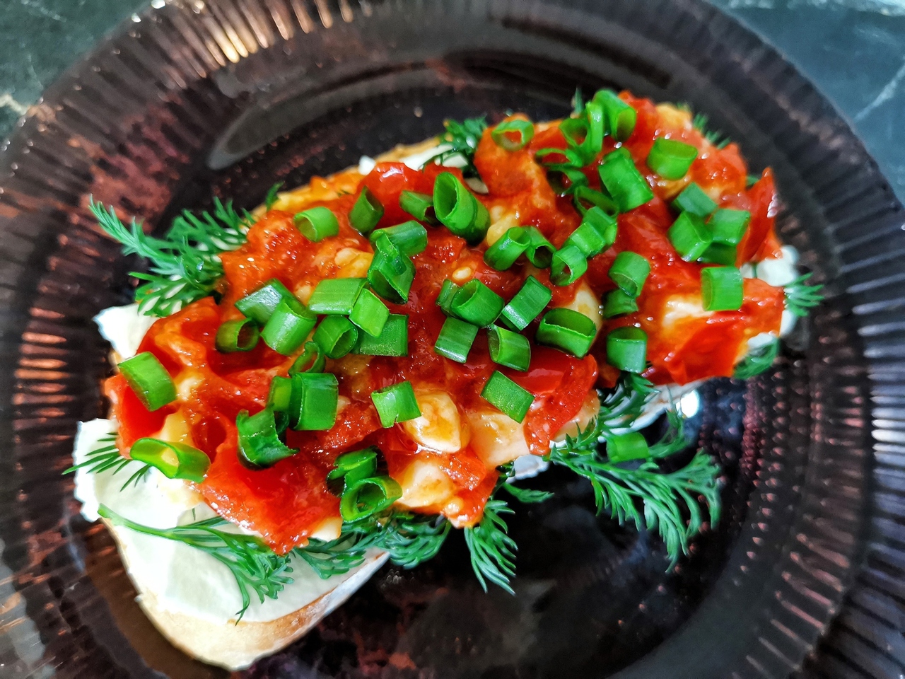 Bruschetta with Cherry Tomatoes and Cheese