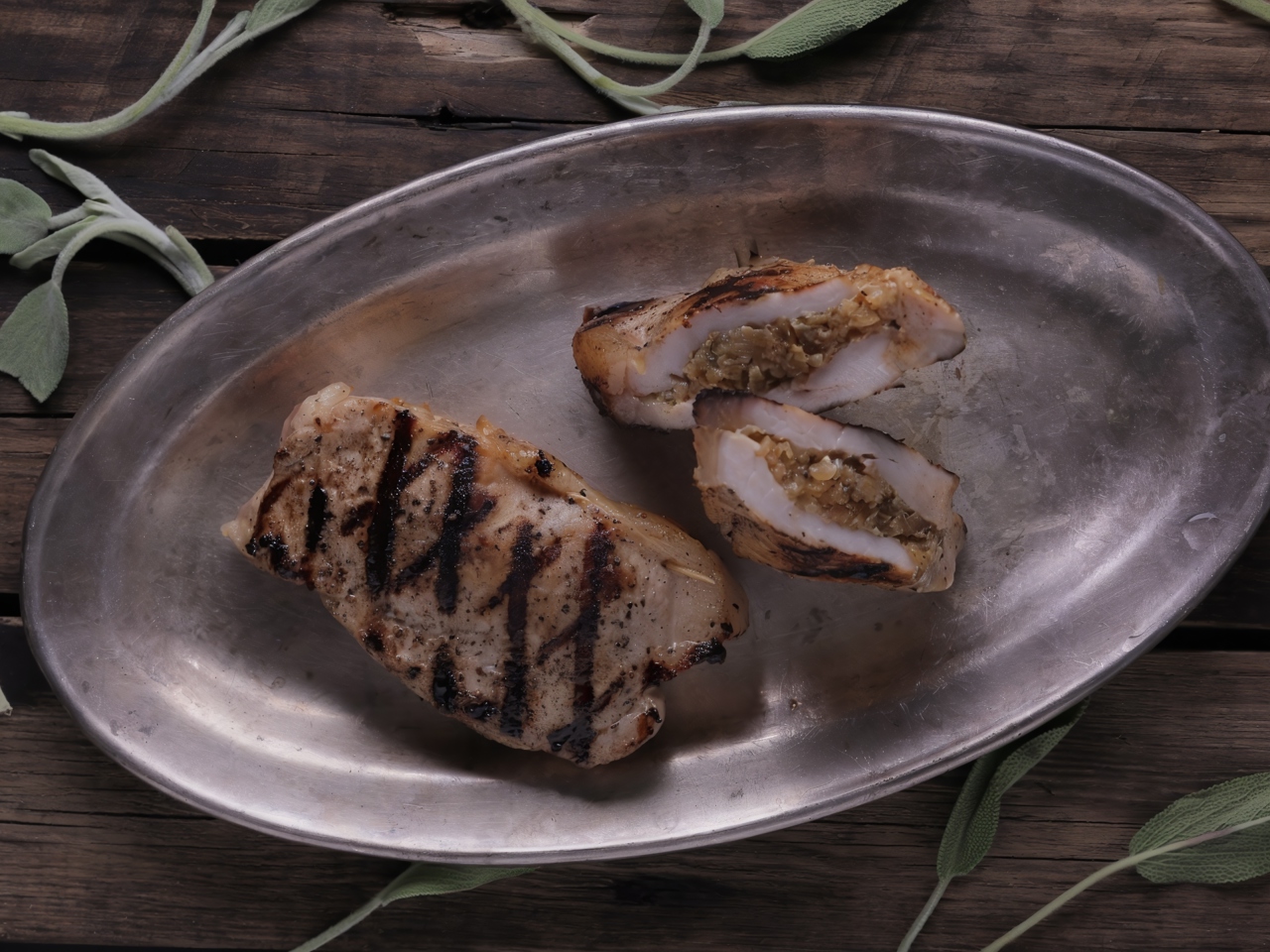 Andalusian Pork Chop with Raisins and Oregano – European recipe