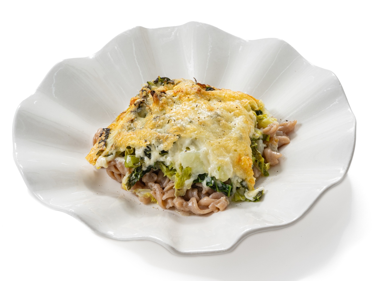 Pasta Casserole with Savoy Cabbage and Cheese