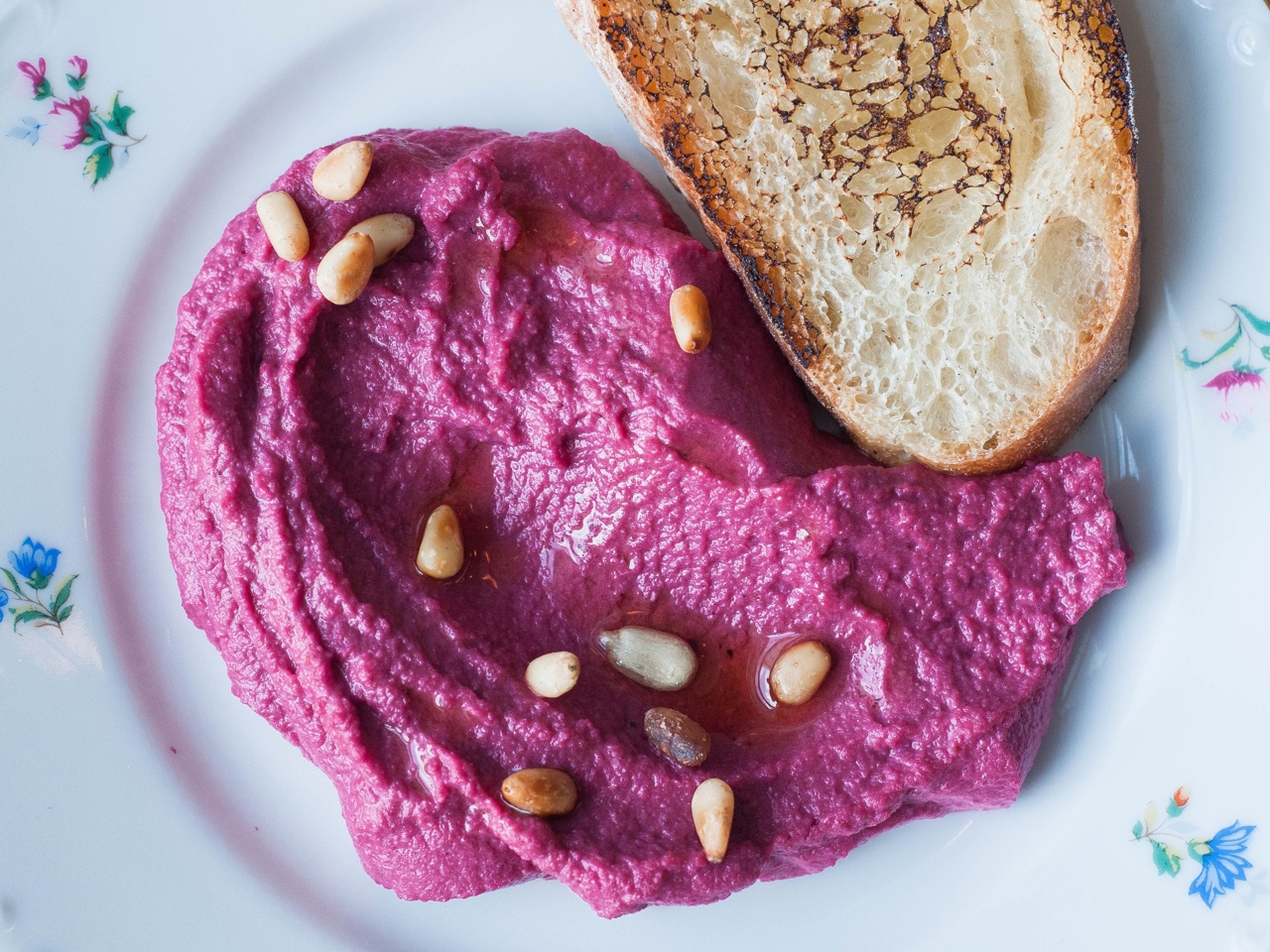 Beetroot Hummus with Goat Cheese