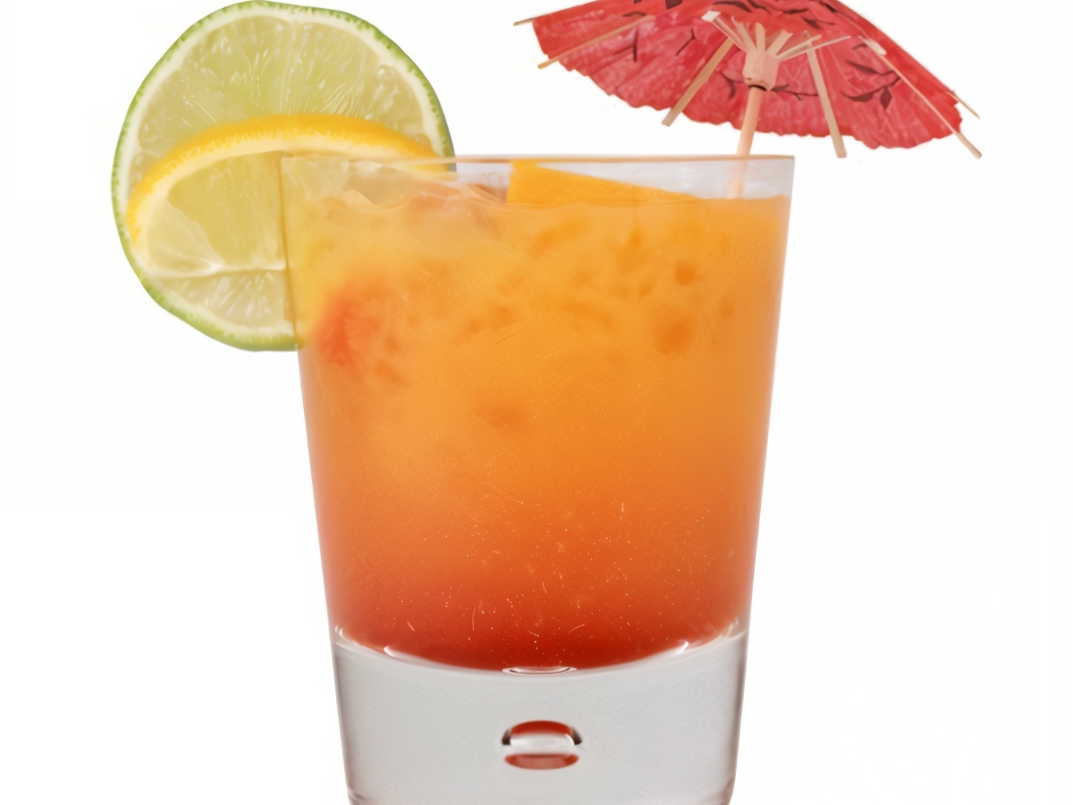 Christmas Bumbo Punch with Dark Rum and Grenadine