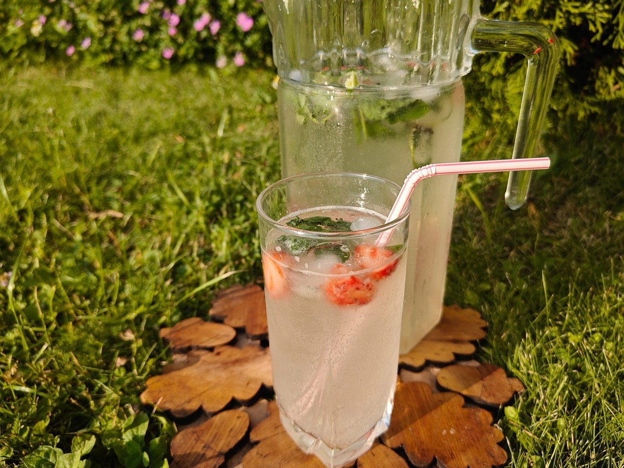 Strawberry Mojito with Vanilla Syrup