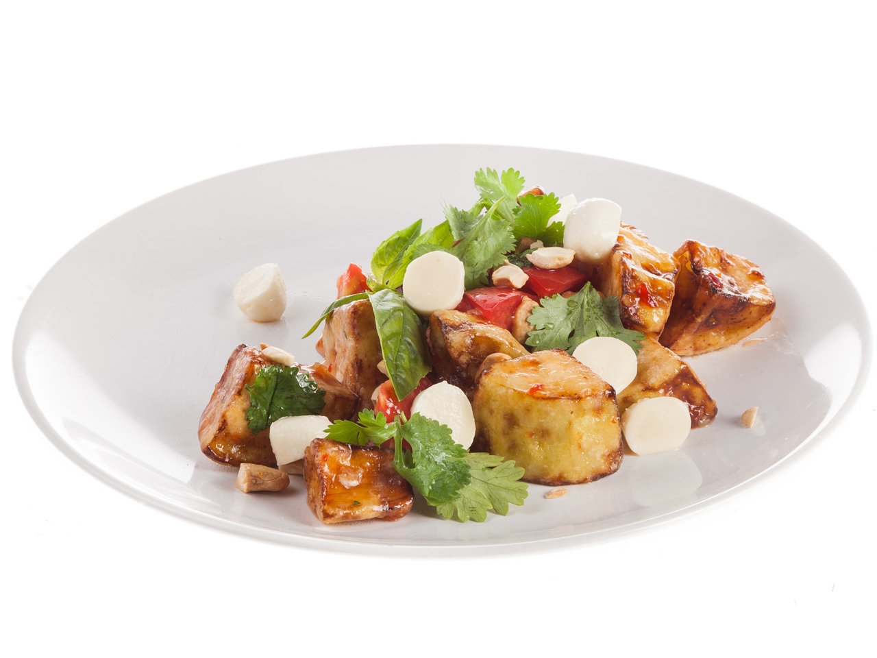 Salad with Crispy Eggplants and Sweet Chili Sauce