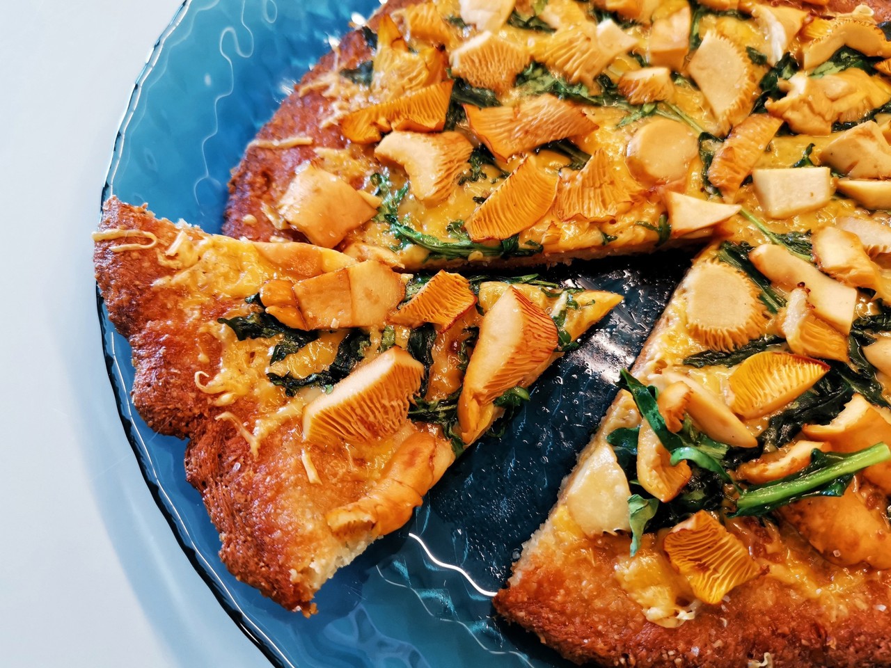 Keto Pizza with Chanterelles