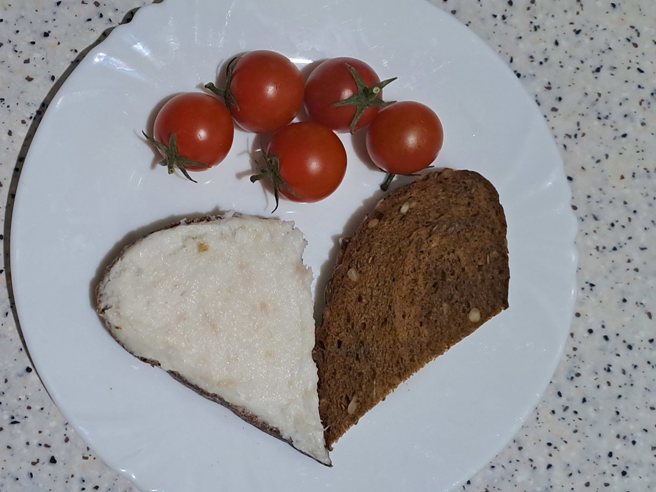 Garlic Lard Sandwich