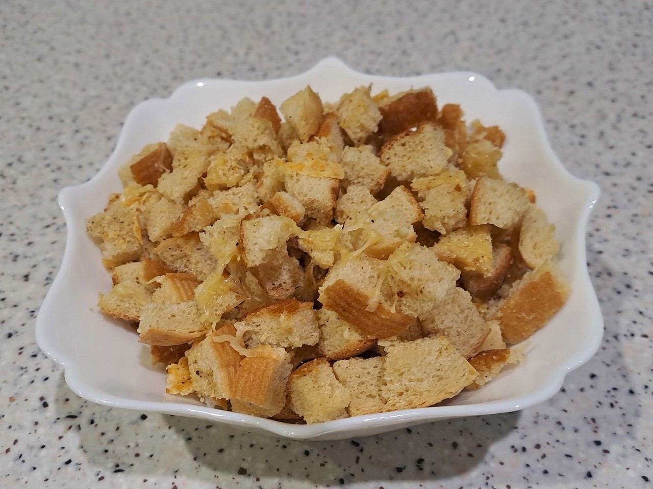 Oven-Baked Croutons from White Bread with Hard Cheese