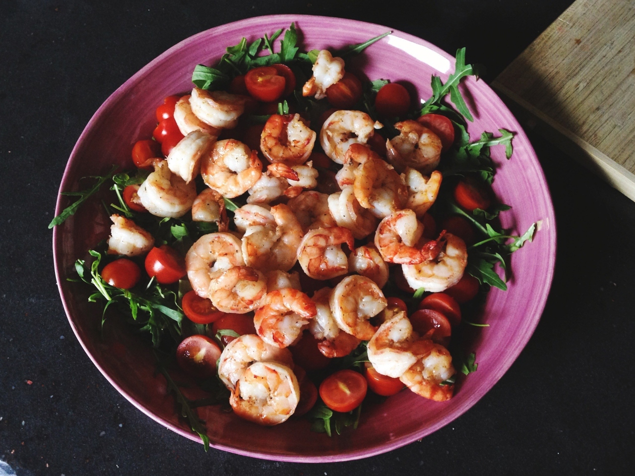 Shrimp Salad with Arugula and Cherry Tomatoes