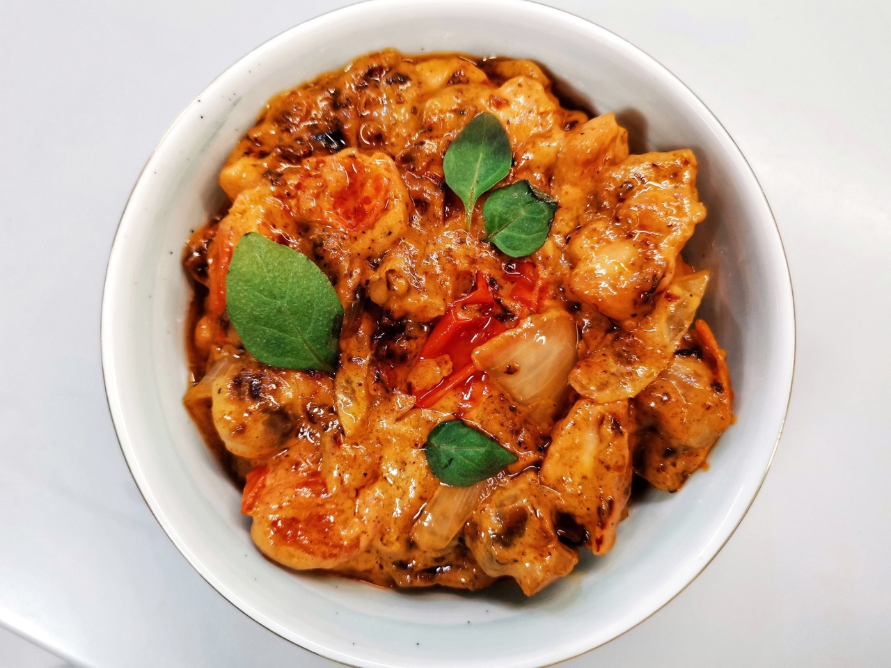 Chicken with Mushrooms in Cream Sauce