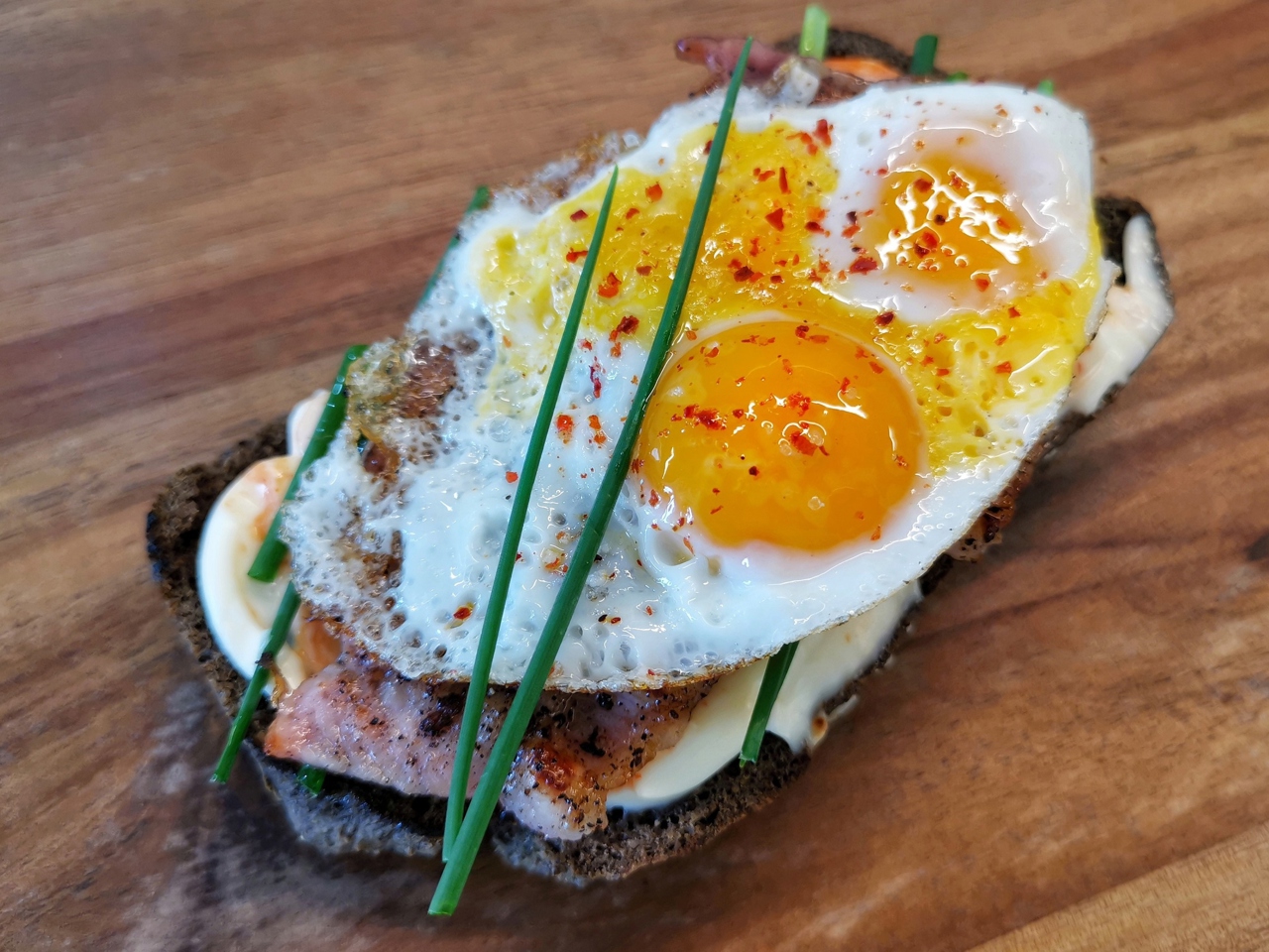 Sandwich with Quail Egg