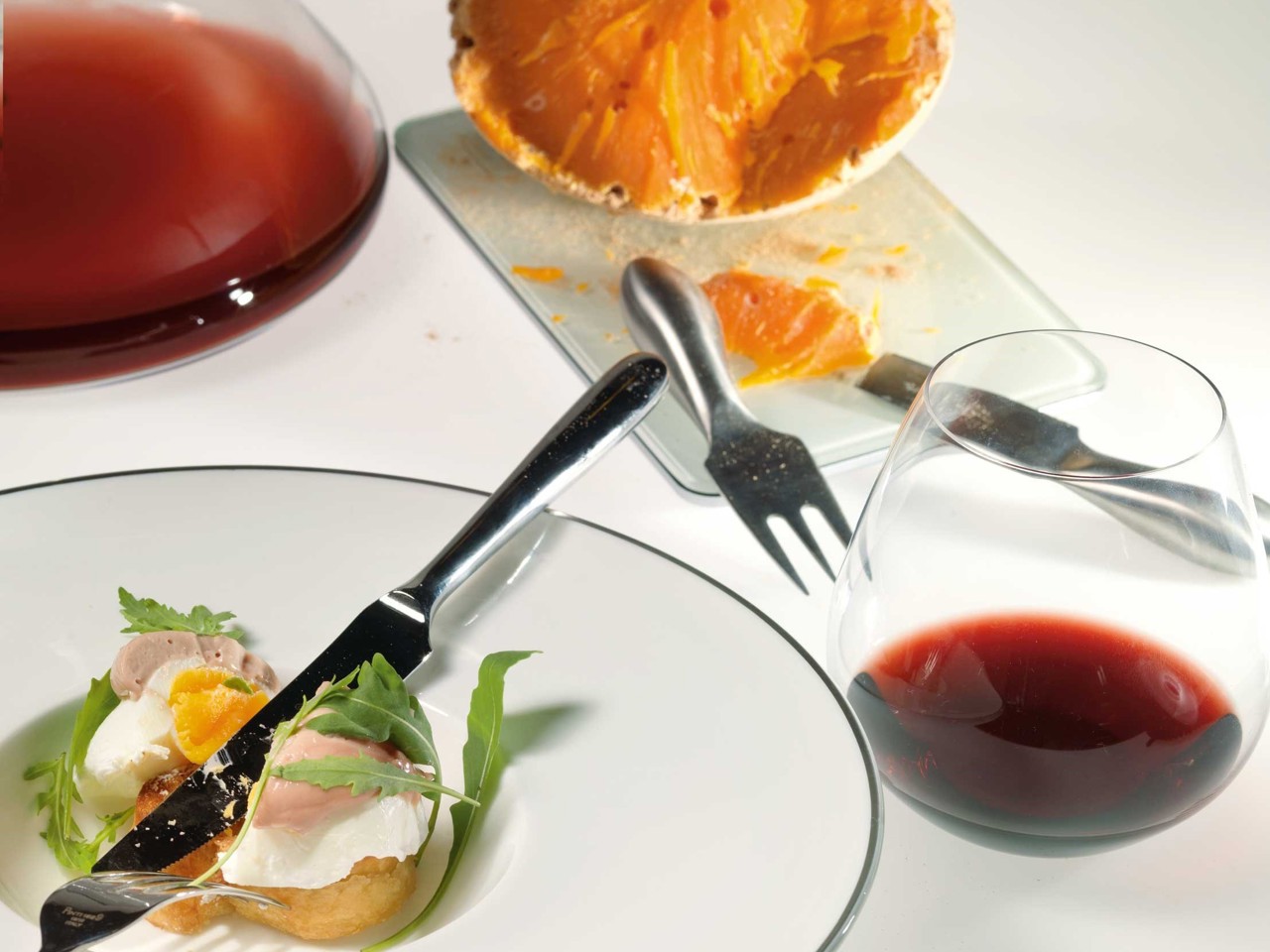 Poached Eggs with Wine Mayonnaise