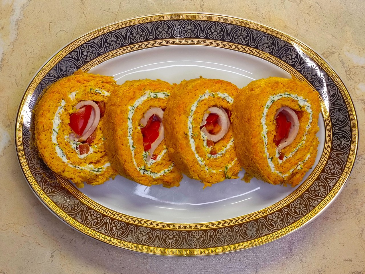 Carrot Roll with Ham