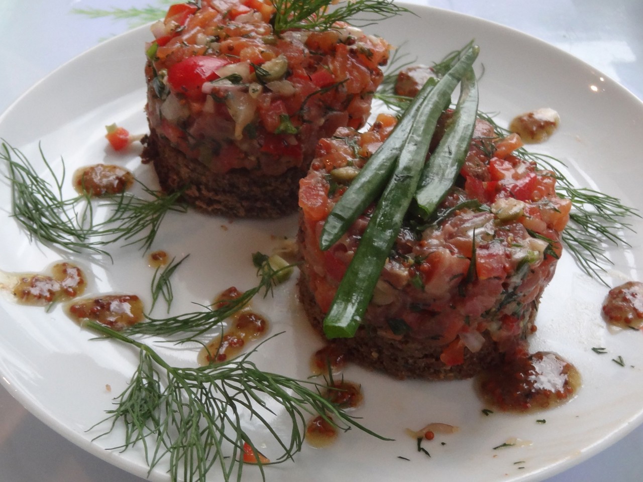 Salmon Tartare with Borodinsky Bread