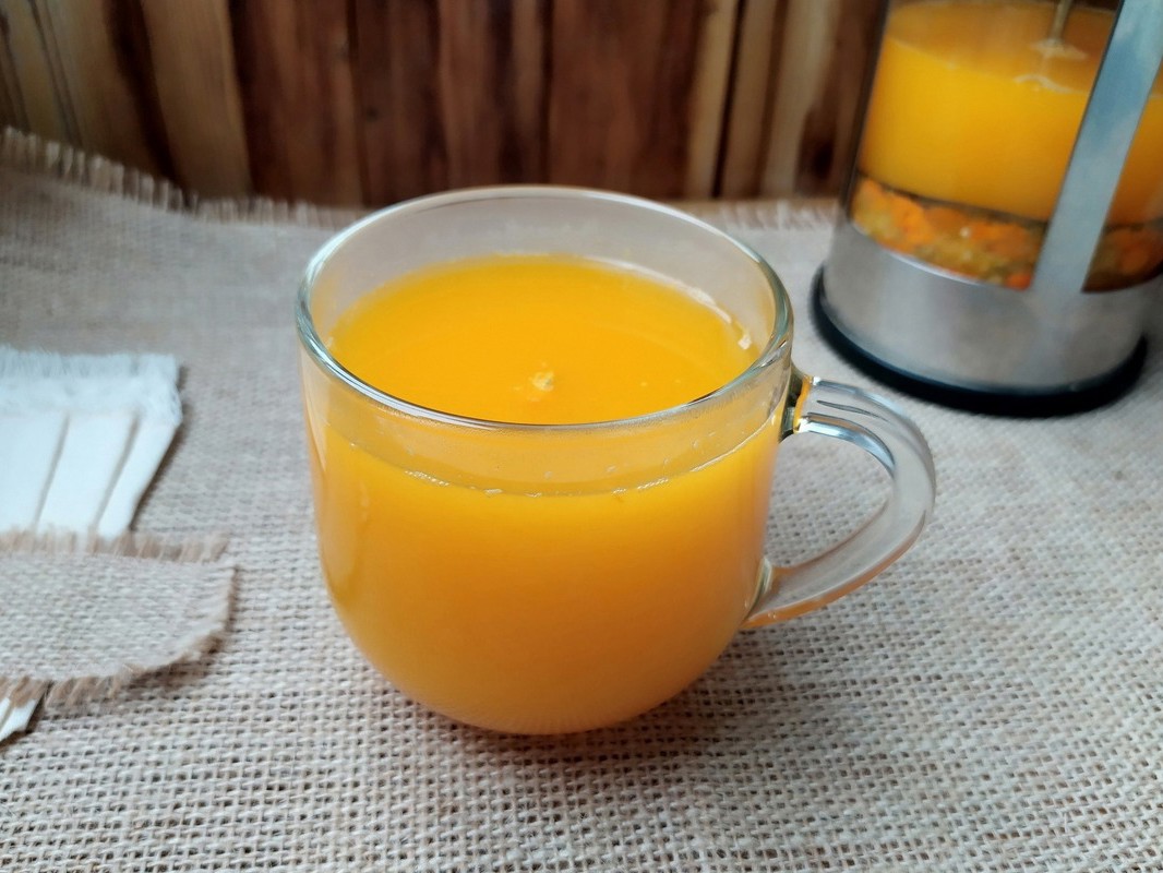 Vitamin Drink with Sea Buckthorn and Ginger