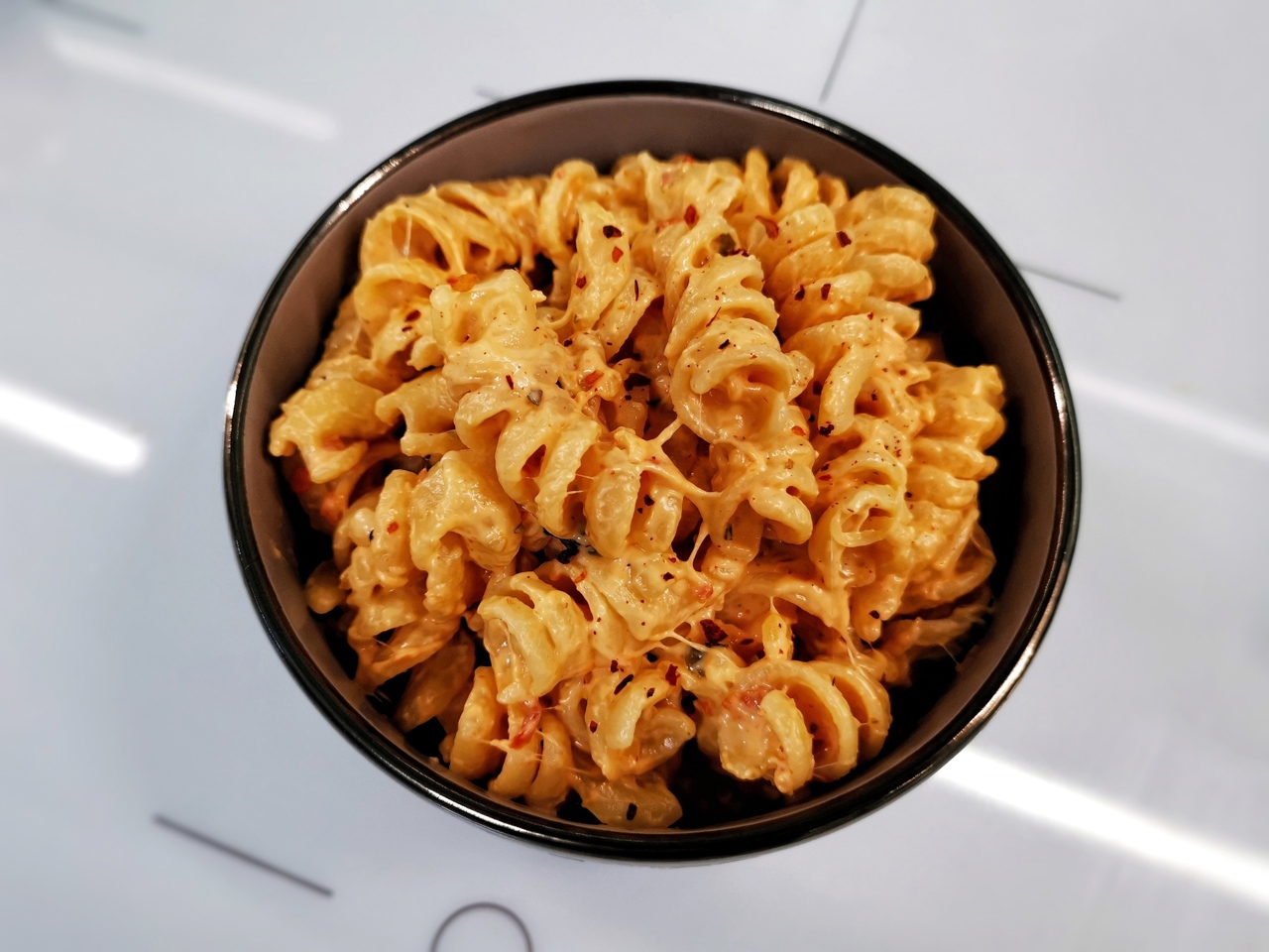 Tomato Pasta with Creamy Cheddar
