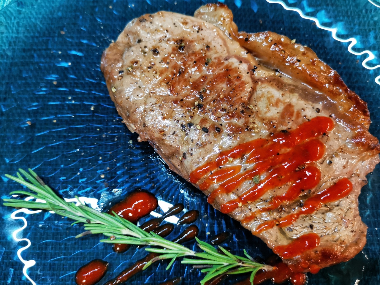 Aromatic Striploin Steak